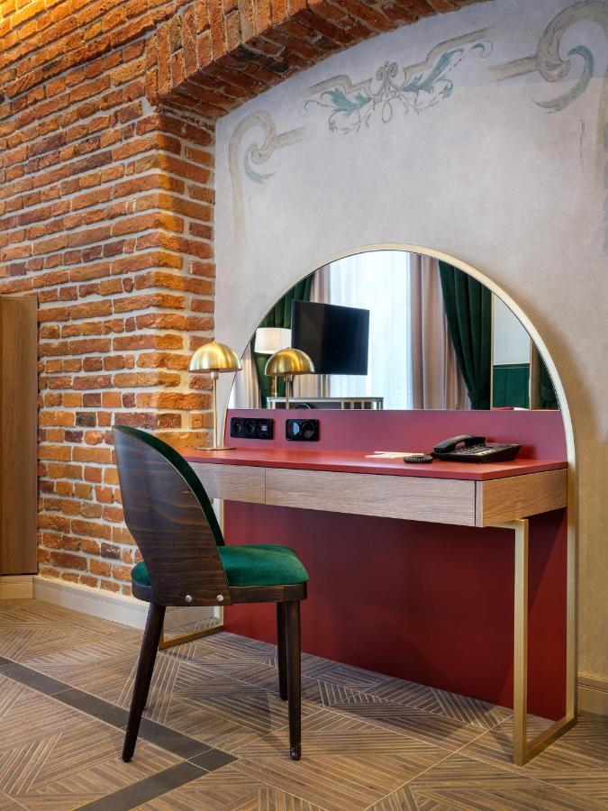 Golden Queen Deluxe Jacuzzi Apartments - Old Town Krakow Exterior photo