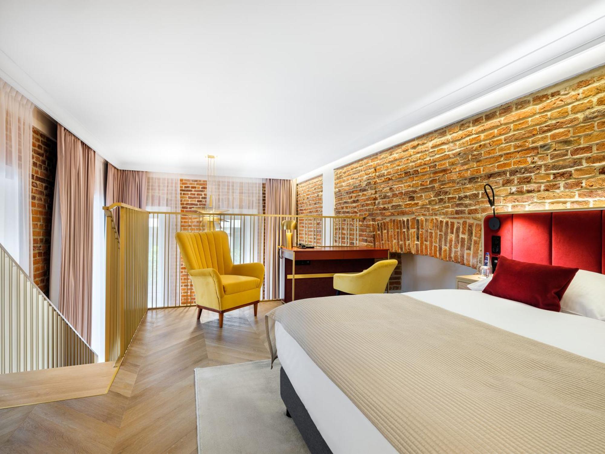 Golden Queen Deluxe Jacuzzi Apartments - Old Town Krakow Exterior photo